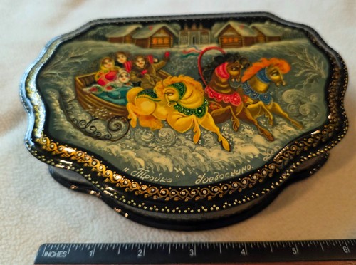 Hand painted laquer trinket - laquer,