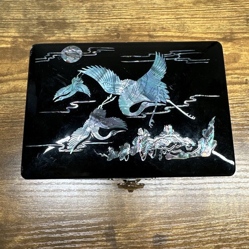 Vintage black laquer - ,
